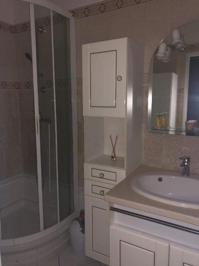 Center Apartment *